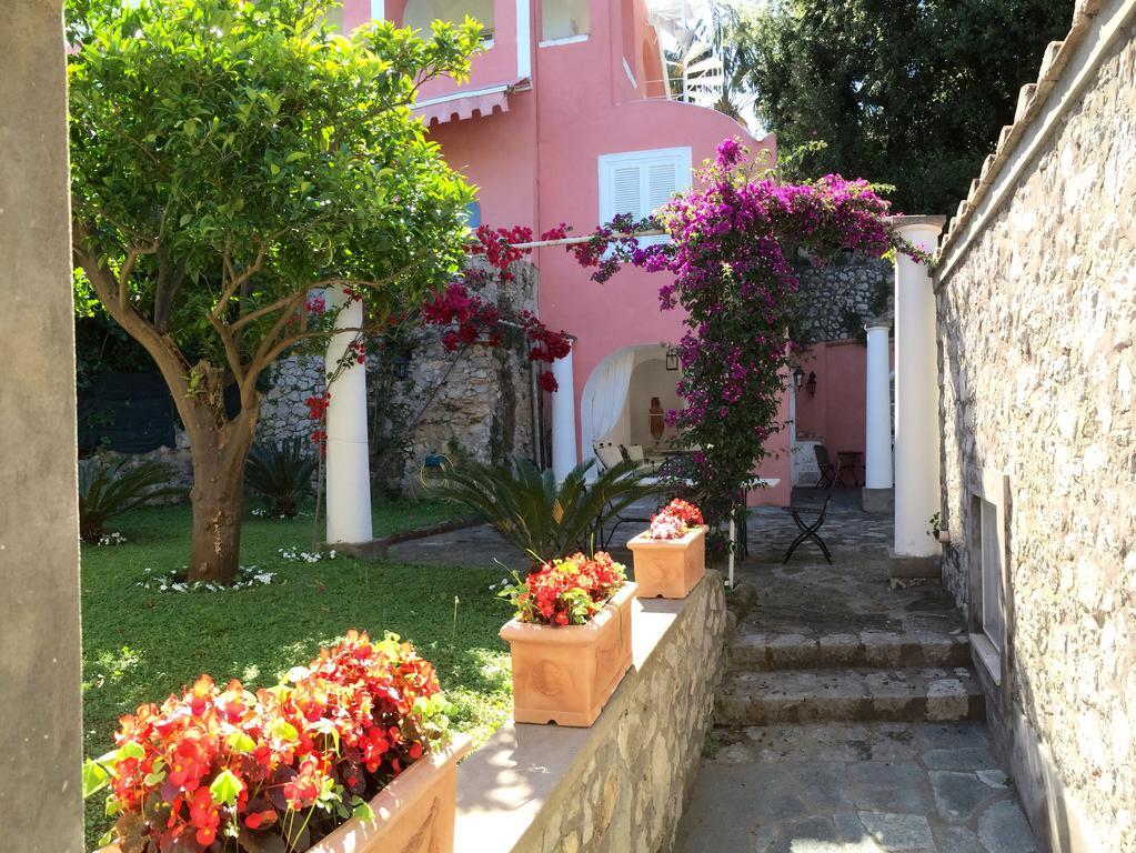 Capri Villa Bismarck Exterior photo
